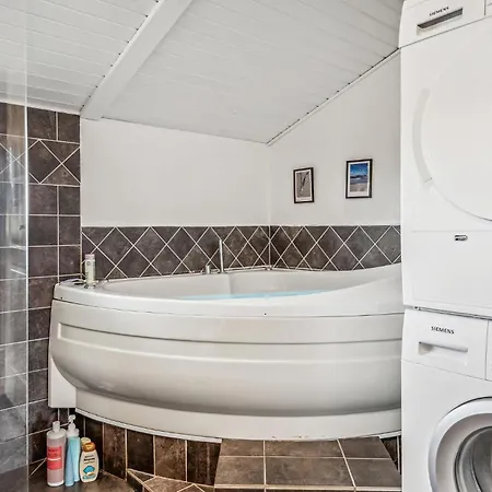 Feriehus Awesome In With Sauna *