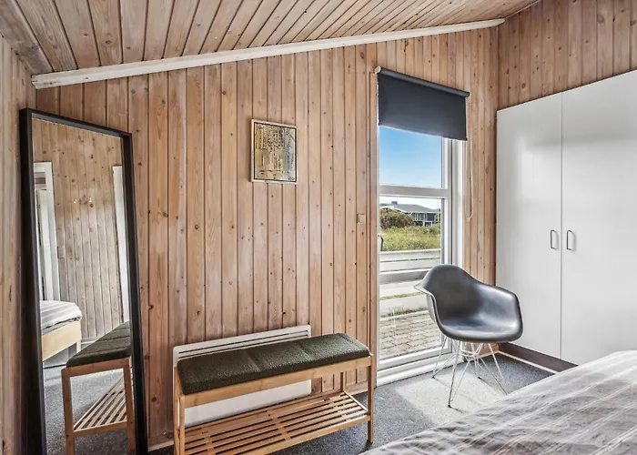 Semesterbostad Awesome In With Sauna